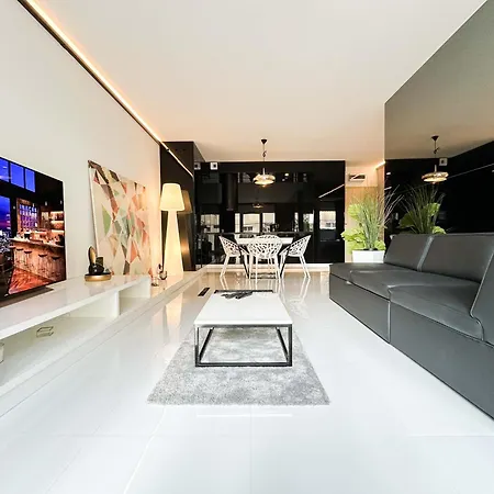 Luxury Apartament Old Town Park City Daire *