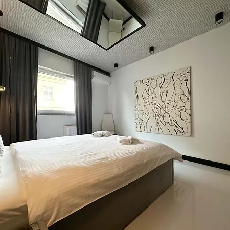 Luxury Apartament Old Town Park City * Poznaň